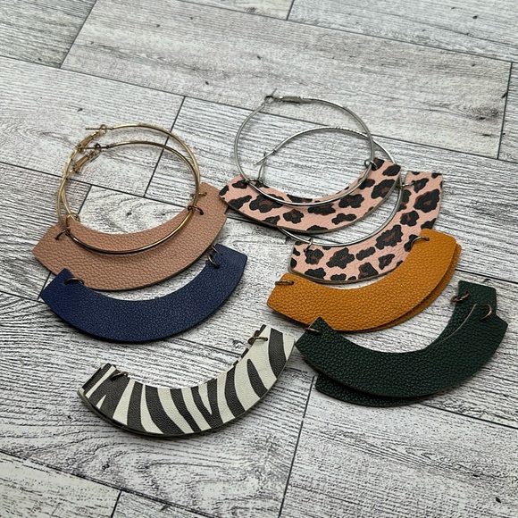 Interchangeable gold and silver hoop earrings - Picture 1 of 3